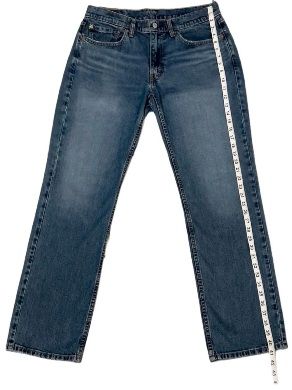 Levis straight leg
